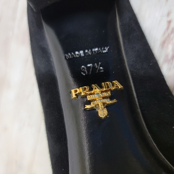 Prada black suede D-ring block heel pumps - Picture 14 of 14